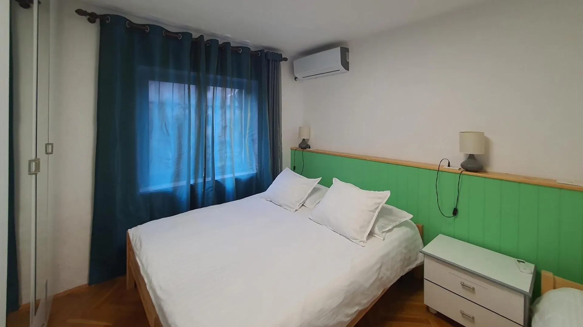 Central Home Away From Home Shkoder
